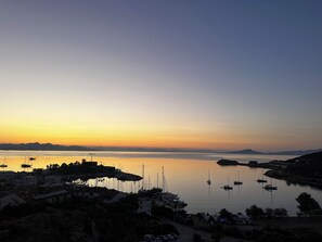 Beach nearby, white sand
