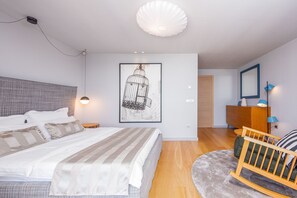4 dormitorios, tabla de planchar con plancha, wifi gratis y ropa de cama