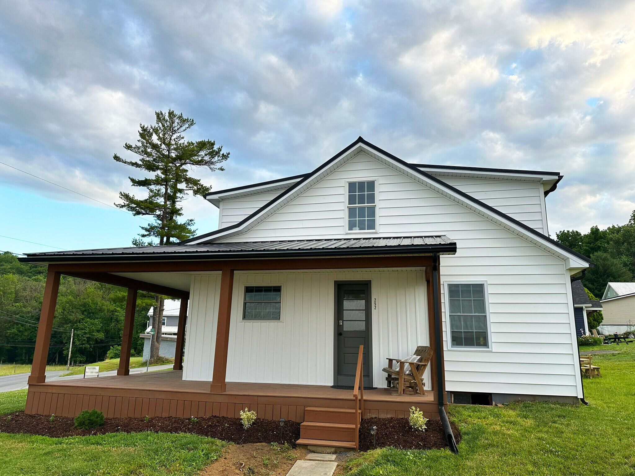 New Holland Family Getaway - near Kitchen Kettle Village, Intercourse!