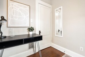 Interior - 3BR Home  with Private Patio in the German Village (Columbus)