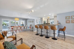 House, 5 Bedrooms | Dining - Private Villa With Pool And Sauna 5 Bedroom Home by RedAwning (Dania Beach)