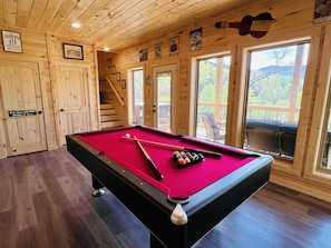 Cabin, 2 Bedrooms | Biliard