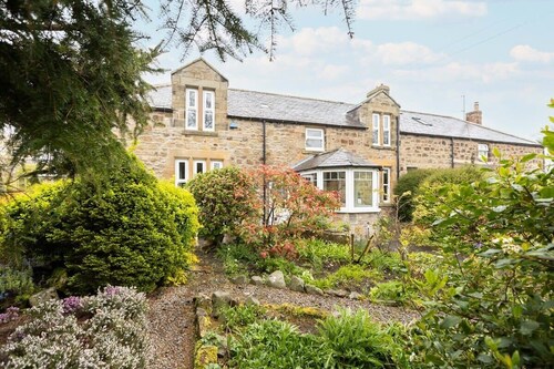 Host & Stay | Old Reading Room