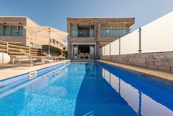 Una piscina climatizada
