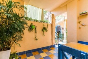 Room - Lane Cottage B&B (Zhuhai)