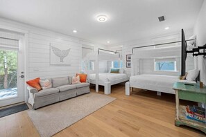 6 bedrooms, iron/ironing board, free WiFi, bed sheets - Prominence Next to The Big Chill! 6-Seater LSV/Golf Cart, 4 Bikes, GULF VIEWS! (Alys Beach)