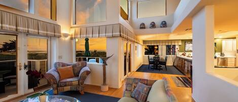 Televisor intel·ligent i llar de foc