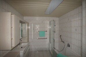 Towels, soap, toilet paper