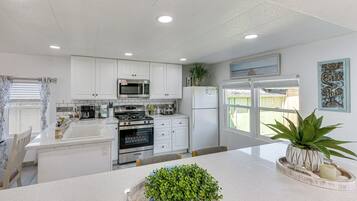 Cottage (3 Bedrooms) | Interior