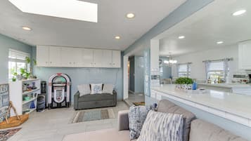 Cottage (3 Bedrooms) | Interior