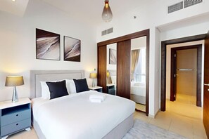 2 chambres, fer et planche à repasser, Wi-Fi, draps fournis