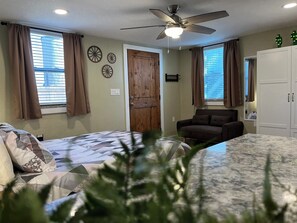 1 bedroom, free WiFi, bed sheets