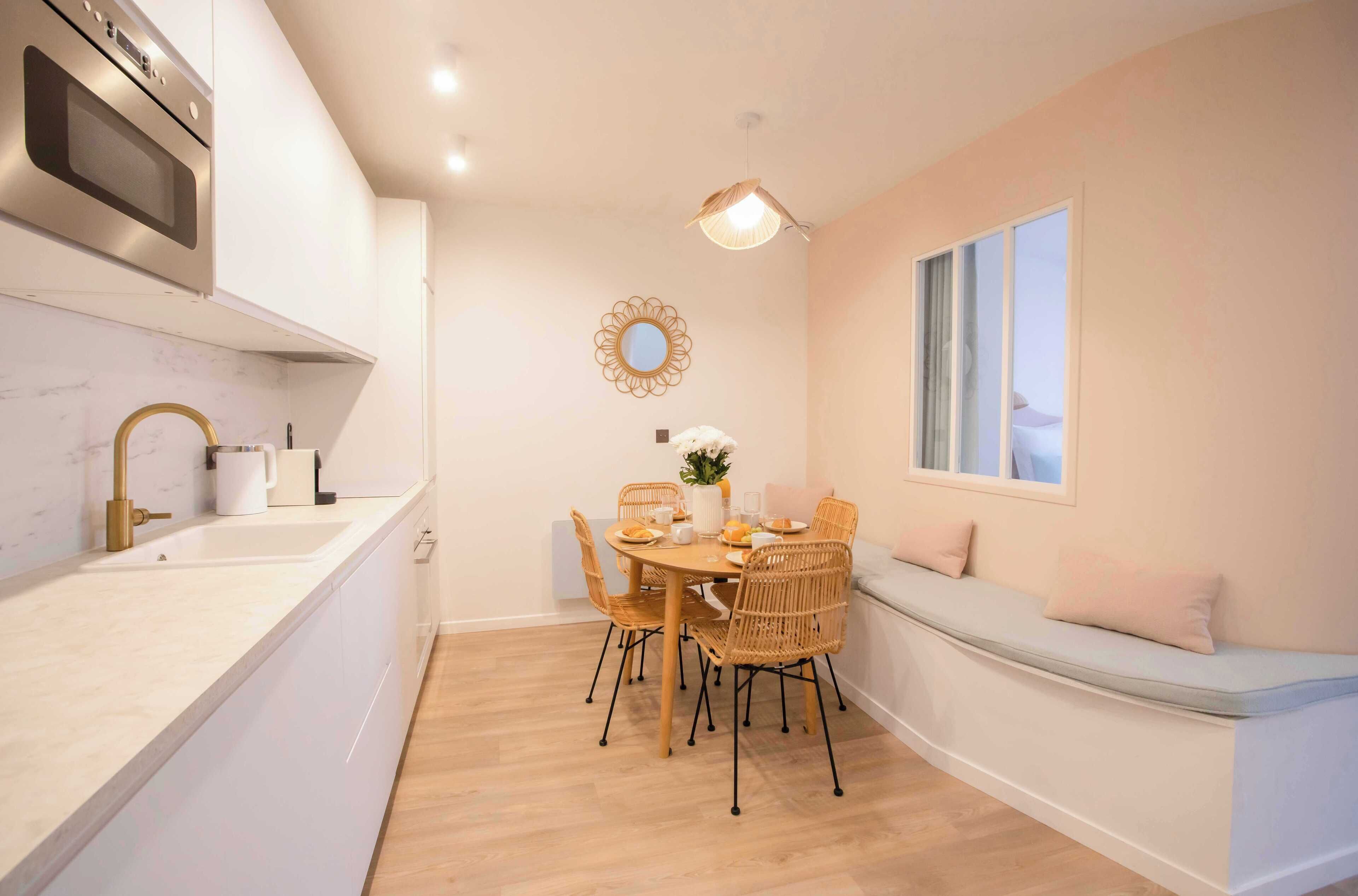 Comfort Apartment (AM-14-FENIERS-6) | Private kitchen