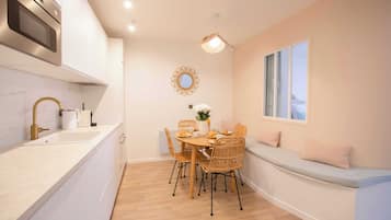 Comfort Apartment (AM-14-FENIERS-6) | Private kitchen