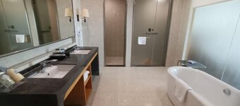 New Baihui Boutique Hotel