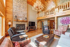 Smart TV, chimenea