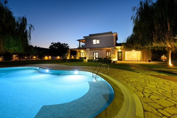 4 bedrooms, Internet