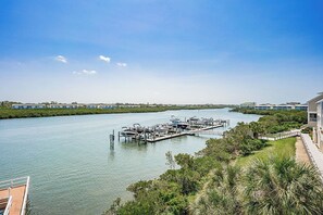 Marina - Intracoastal-Corner-Pool-Steps to Beach (Indian Shores)