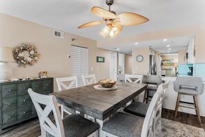 Dining - Intracoastal-Corner-Pool-Steps to Beach (Indian Shores)