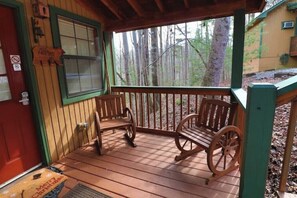 Property grounds - ❤ Mountain Cabin 2B w/Jacuzzi #10❤ (Helen)