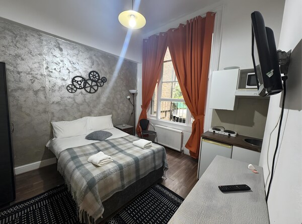 Remarkable Studio Apartment In London - Earls Court