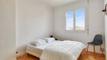 3 slaapkamers, een strijkplank/strijkijzer