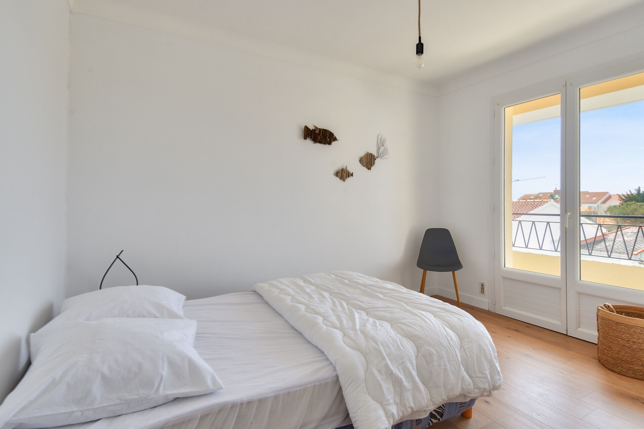 3 bedrooms, iron/ironing board