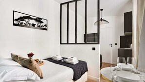 Apartamento (19B) | Tabla de planchar con plancha, cunas (de pago), wifi gratis