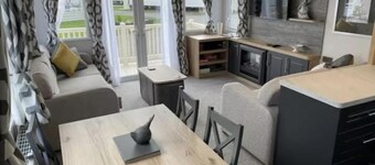 Inviting 2-bed Holiday Home Located in Whitstable