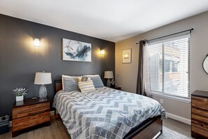 1 chambre, fer et planche Ă repasser, accĂšs Internet, draps fournis