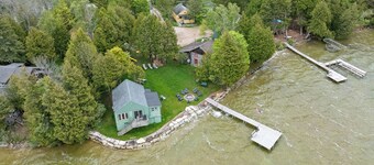 Chalet Cabin on Kangaroo Lake - Dog Friendly and family friendly