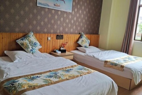 Baihai Business Hotel