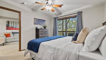 2 bedrooms, desk, iron/ironing board, travel cot