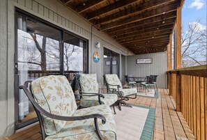Terrace/patio - 2mi to Silver Dollar City | Pool & Playground- Whistle Stop Haven (Reeds Spring)