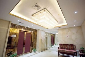 Interior - Jiulong International Hotel (Wuhan Yellow Crane TowerRailway Station) (Wuhan)