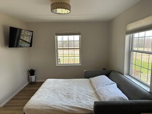 3 室のベッドルーム、WiFi、ベッドシーツ