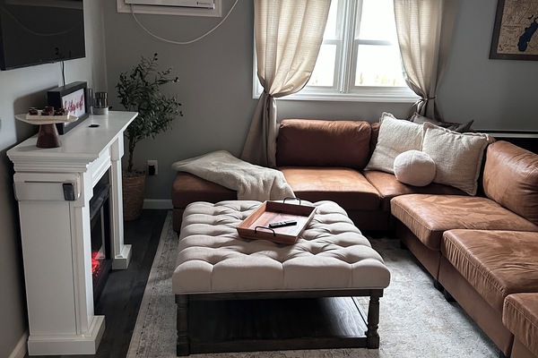 Een smart-tv en een open haard