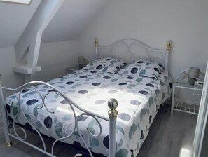 3 chambres, fer et planche à repasser, Wi-Fi