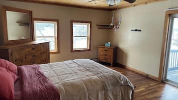 3 habitaciones, escritorio, tabla de planchar con plancha y wifi gratis