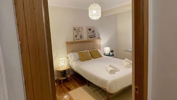 3 sovrum, skrivbord, strykjÀrn/strykbrÀda och wi-fi