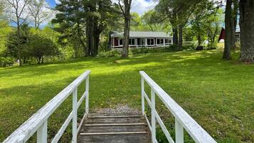 Enceinte de lâhĂ©bergement