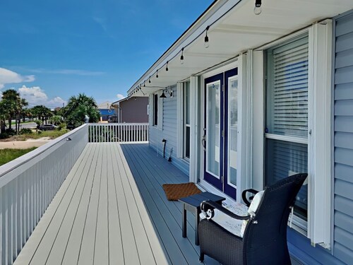Coastal Cottage by Southern Vacation Rentals