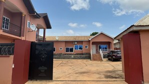Unclassified image, 5 of 11, button - Makayla Guest House (Sunyani)