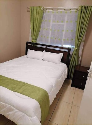 2 habitaciones, tabla de planchar con plancha y wifi