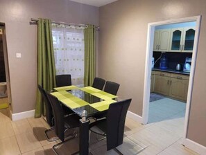 Dining - Quiet 2 Bedroom Townhouse with Parking Westlands (Nairobi)