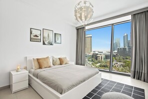 1 bedroom, iron/ironing board, WiFi, bed sheets - Khalifa Views & Direct Mall Access in Burj Vista (Dubai)