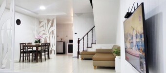 Sawasdee,Free Wifi,Large home, near Don Mueang Airport,Occupy the whole house. 