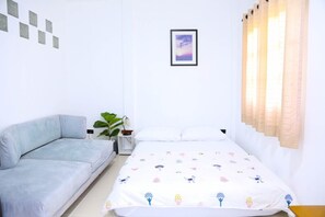 2 bedrooms, desk, iron/ironing board, free WiFi