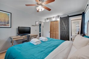 3 bedrooms, iron/ironing board, WiFi, bed sheets - Duke-Raleigh Hospital - Six Forks Residence (Raleigh)