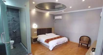 Huaiyuan Happy Holiday Hotel